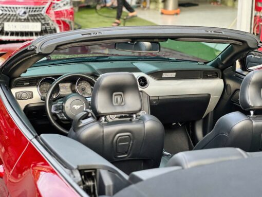 Ford Mustang ecoboost Convertible Model 2016