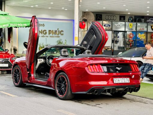 Ford Mustang ecoboost Convertible Model 2016