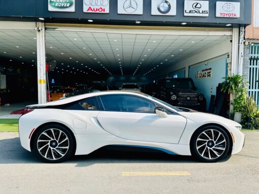 BMW i8 Model 2015