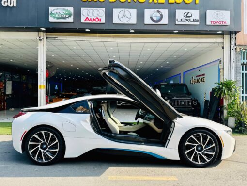 BMW i8 Model 2015