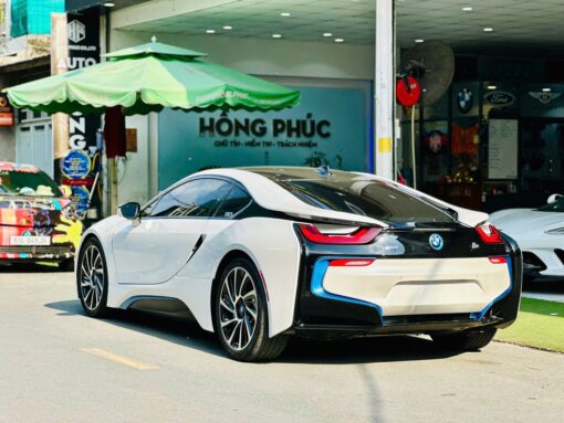 BMW i8 Model 2015